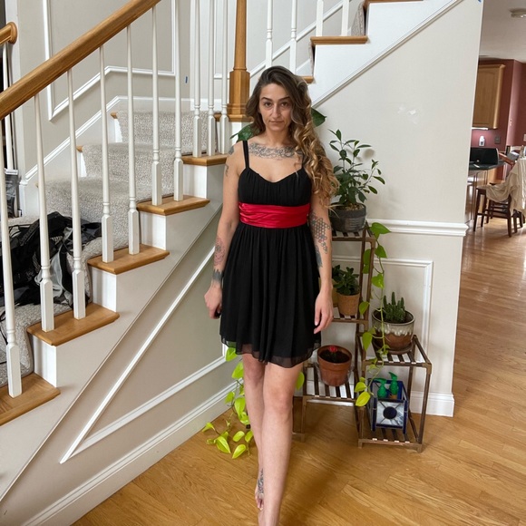 Trixxi Clothing Company Little Black Dress with Red Cache and Bow. - Picture 3 of 9